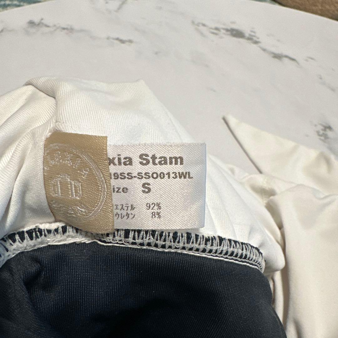 アリシアスタンワンピース水着