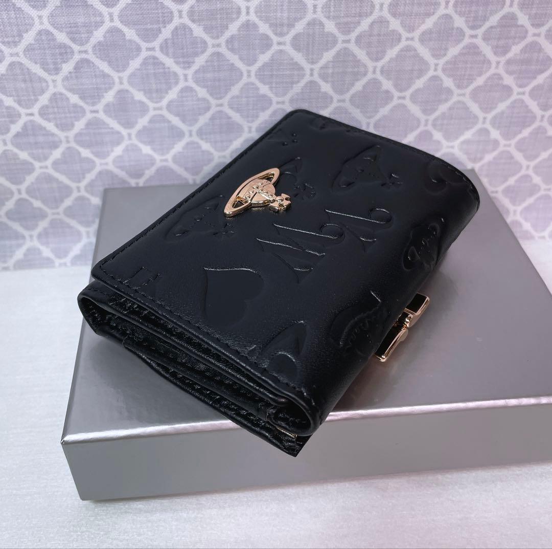 【最新❤︎新品】ヴィヴィアン・ウエストウッド　三折財布 黒マット