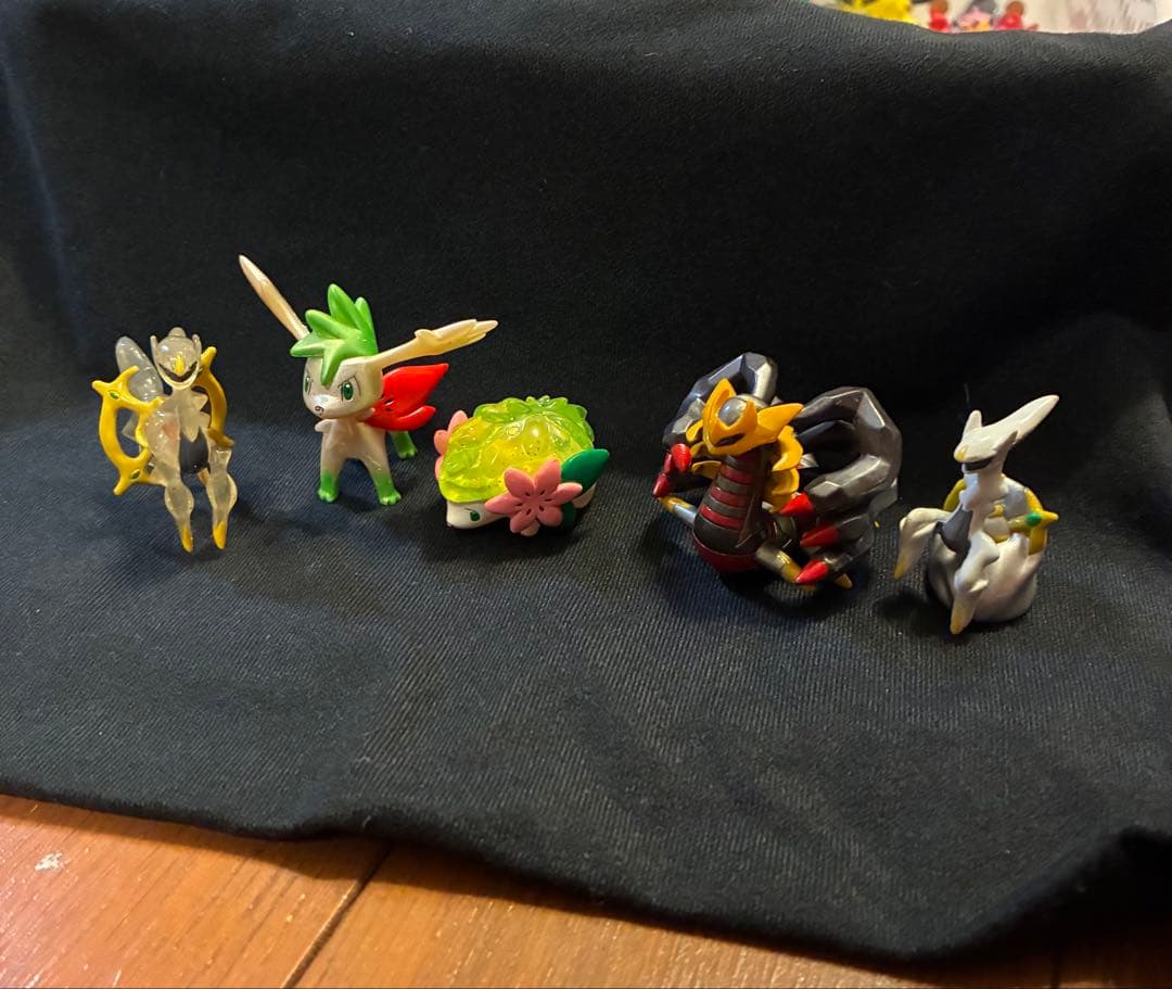 【希少】ポケモン　モンコレ　初代　97体セット＋指人形セット　任天堂　廃盤　レア