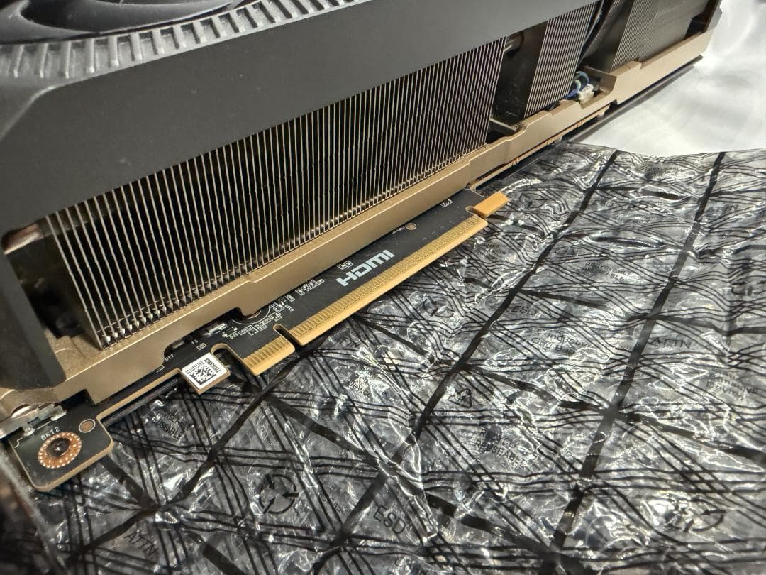 b*p様 ZOTAC GEFORCE RTX 5080 16GB