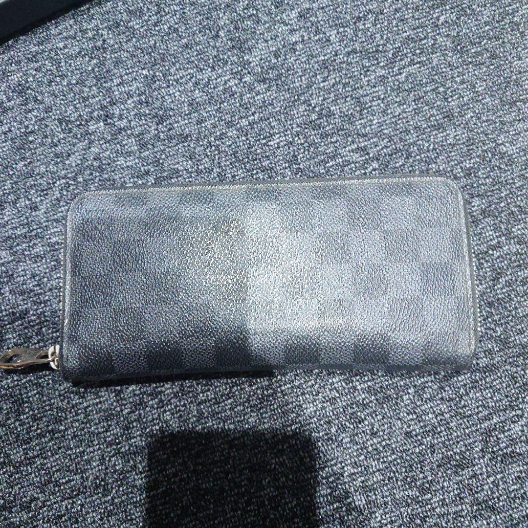 ルイヴィトン　ダミエ グラフィット ジッピーウォレット ヴェルティカル