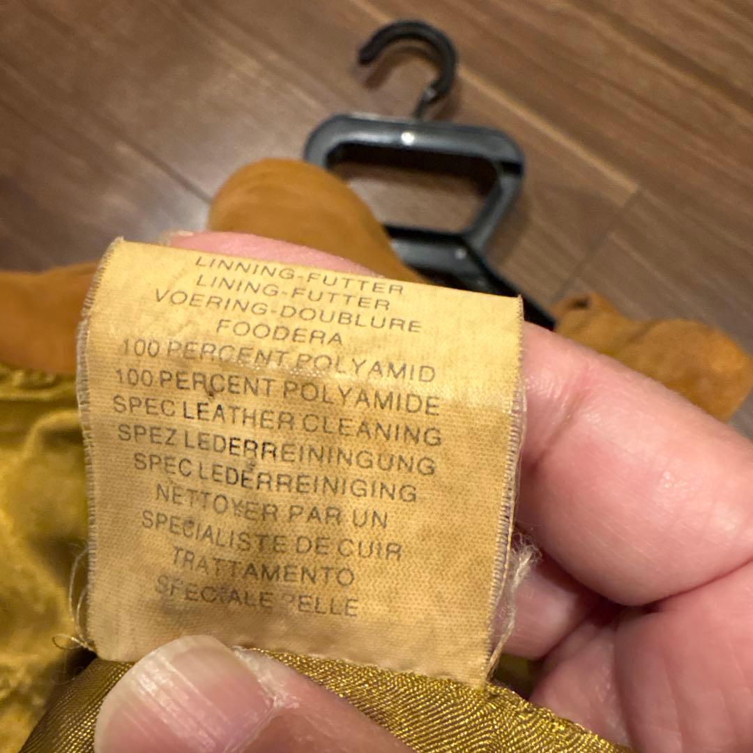 s*i様 ユーロスエードジャケット　Comoliに似てます