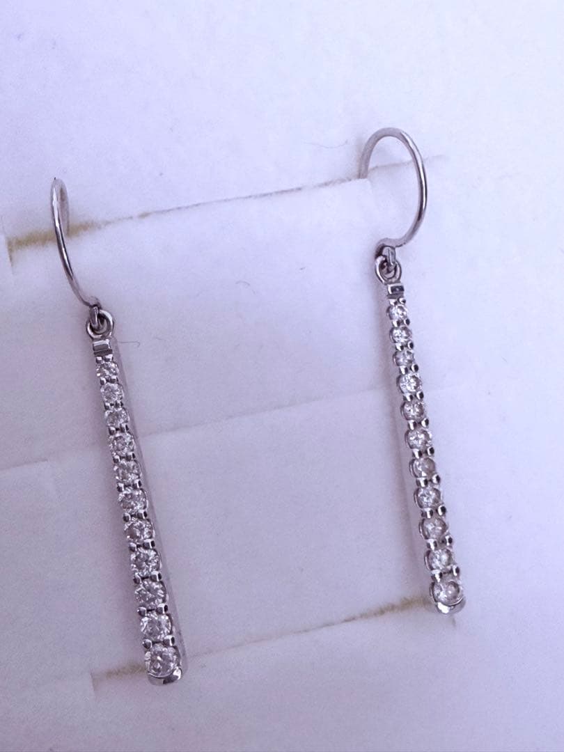 TSUTSUMI ダイヤモンドラインピアス　フックピアス　バーピアス