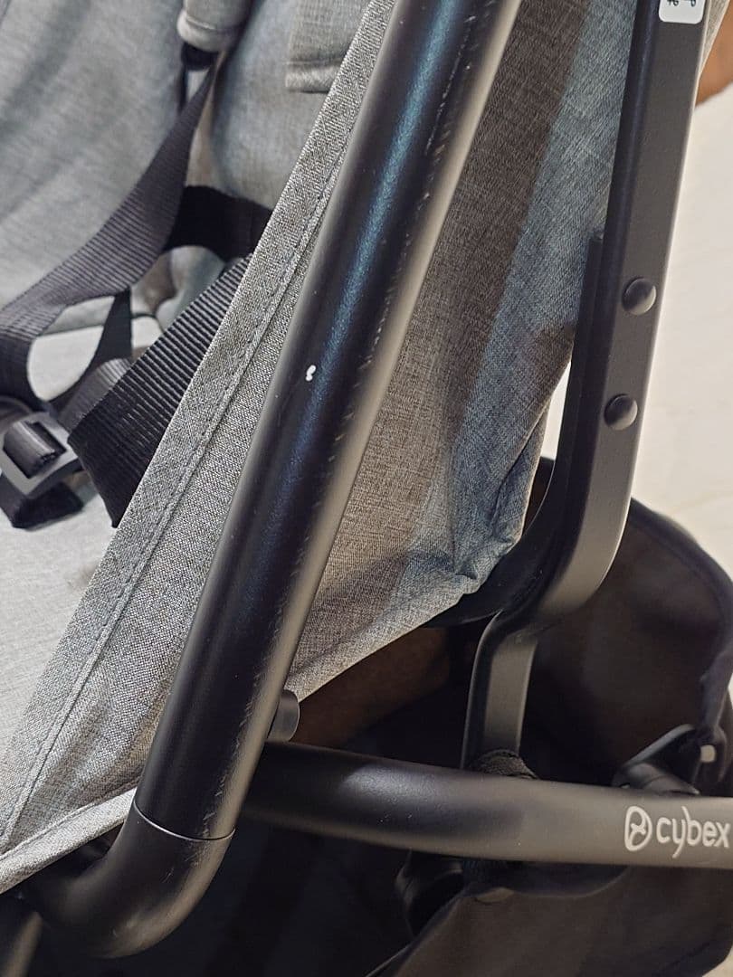 r*e様 Cybex EEZY S （サイベックスイージーS）　おまけフック付き