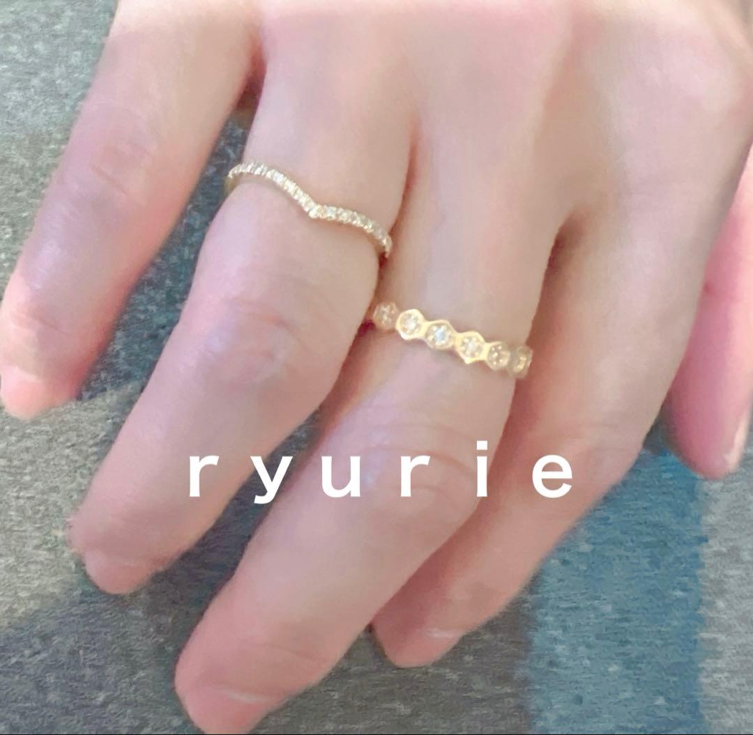 18金レディースヴァンドーム青山 ダイヤモンド V リング