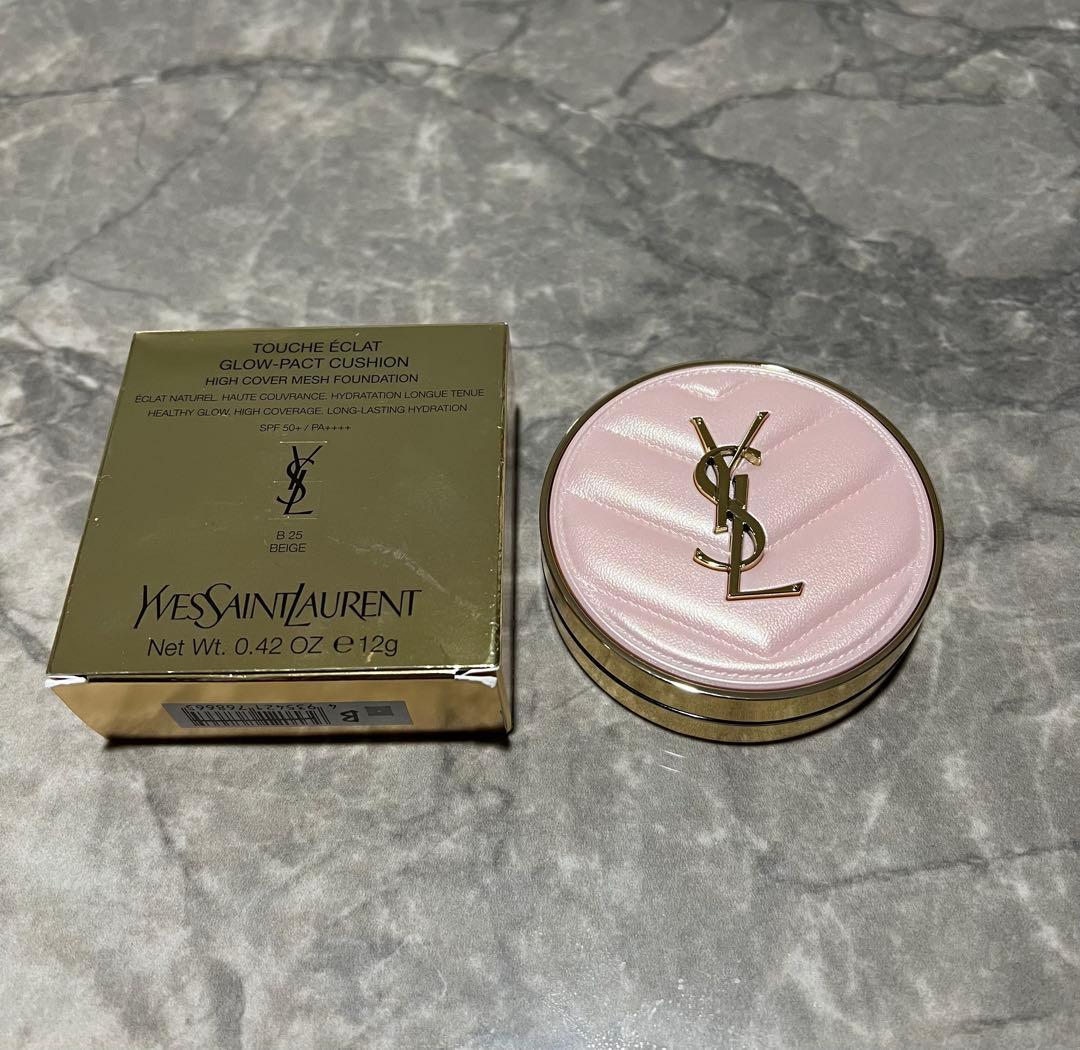 イヴ・サンローラン　クッションファンデーション　　B25