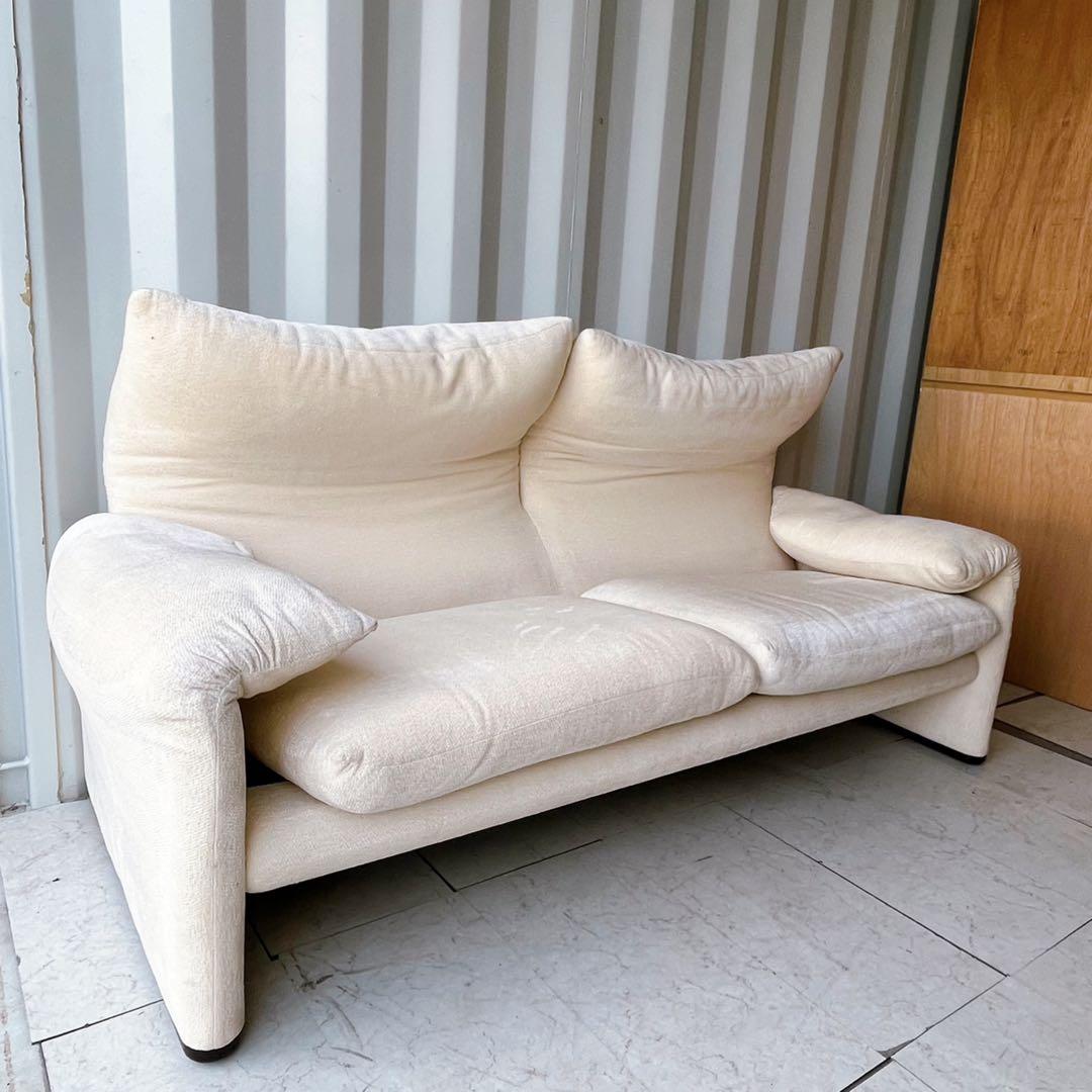 取付無料！カッシーナ マラルンガ ナチュラルアイボリー2人掛けワイドソファ✨