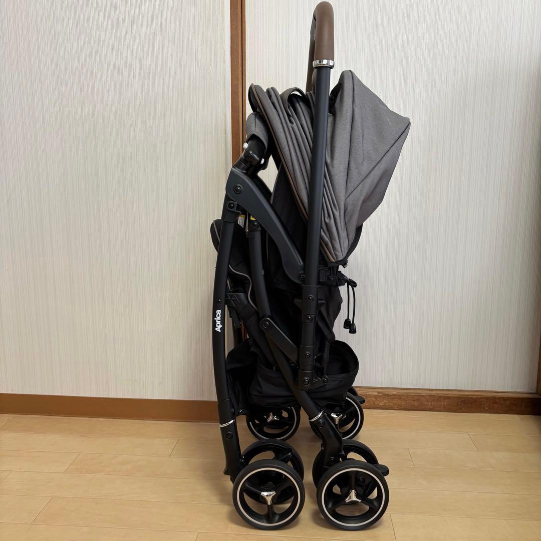 【超美品❣️送料無料❣】 Aprica ベビーカー ラクーナクッションフリーAC⭐︎