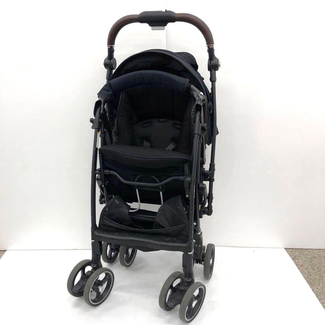 アップリカ　ベビーカー　　ラクーナクッション　フリープラス　A型　ネイビー