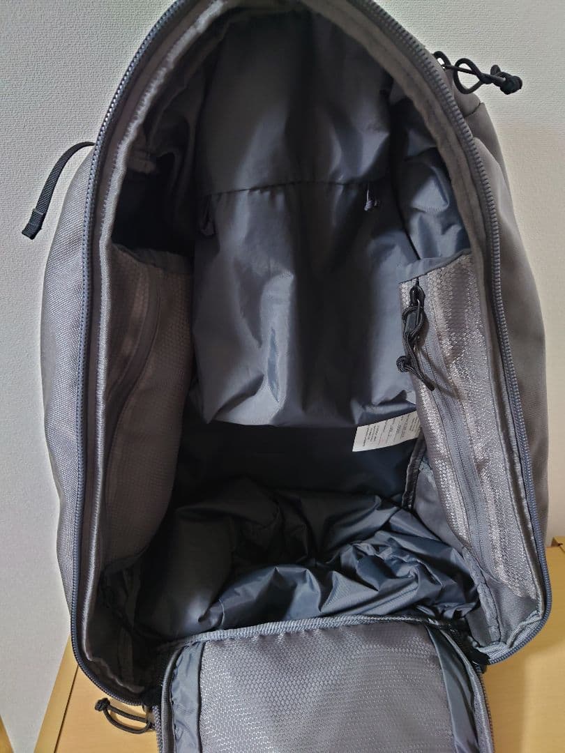 ミステリーランチ　ミッションダッフル40