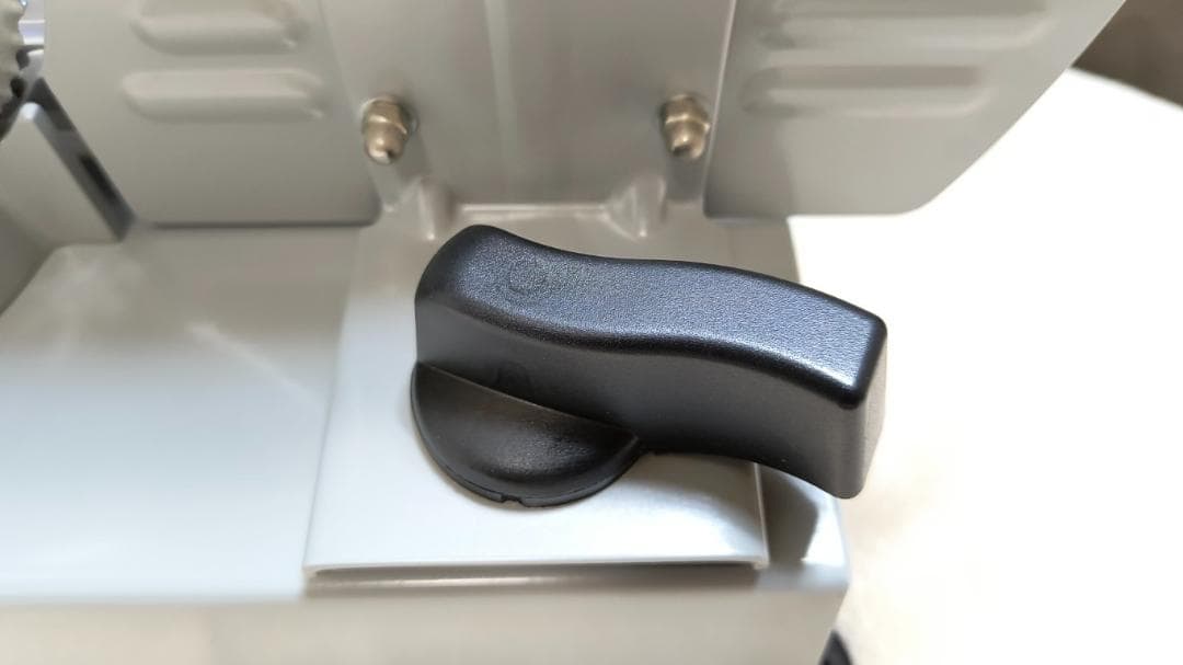 電動フードスライサー　GTM-8626CG