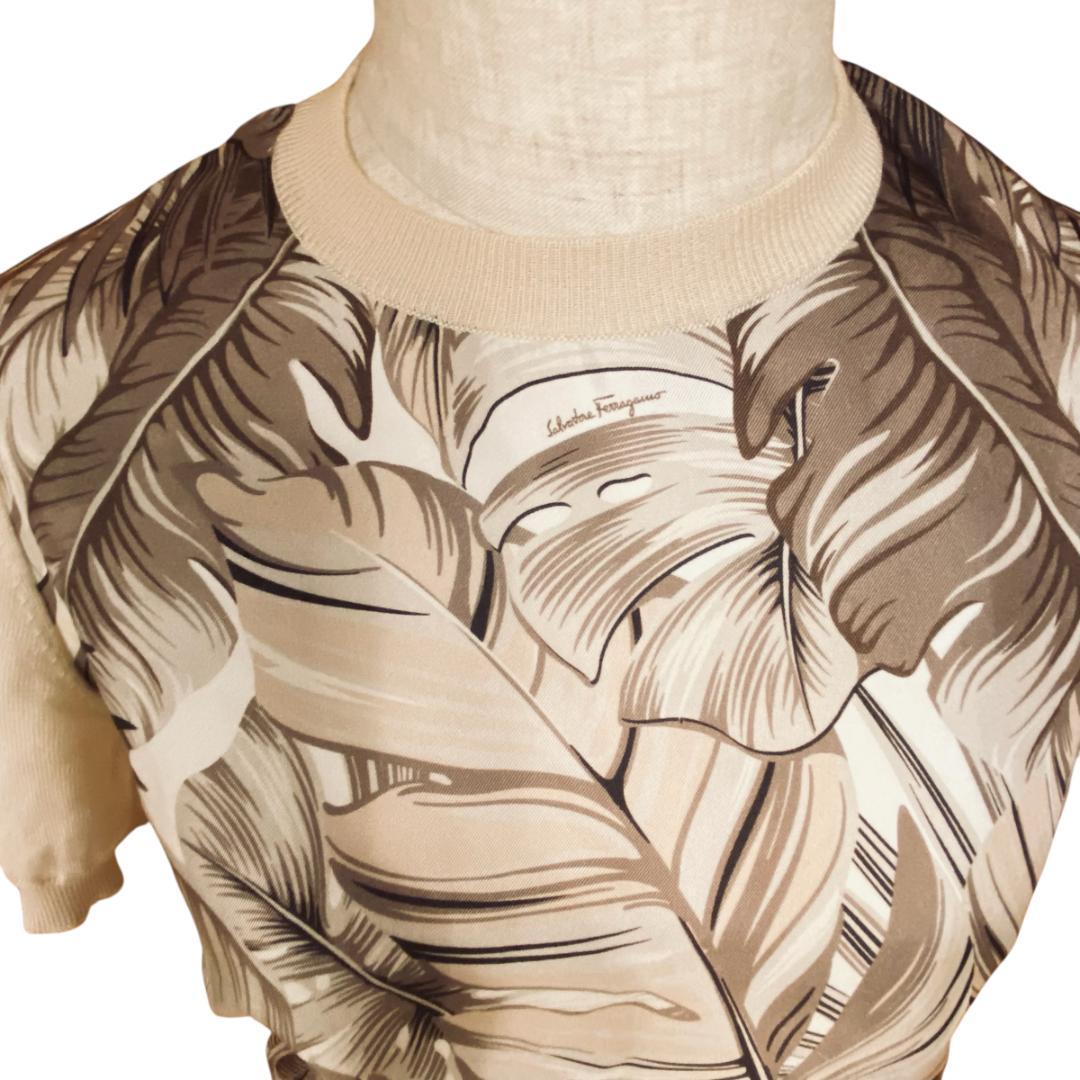 美品＊Salvatore Ferragamo フェラガモ＊絹半袖トップスXS