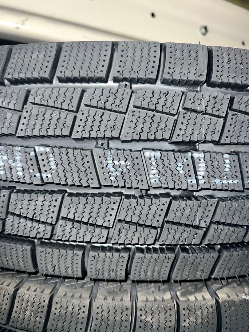 ハイエース195/80R15の代替案195R15C スタッドレスタイヤ4本セット