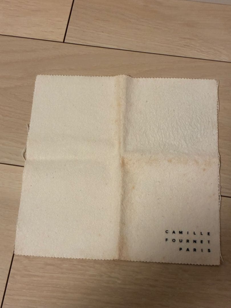 カミーユ・フォルネ　ウォレット　二つ折り財布　グレー