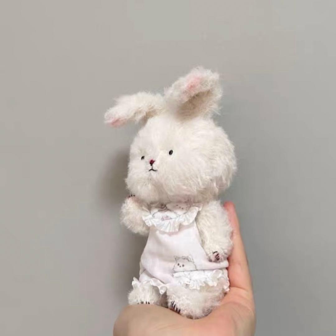 お饅頭顔のうさぎちゃん アーティストベア 海外作家様 テディバニー ハンドメイド