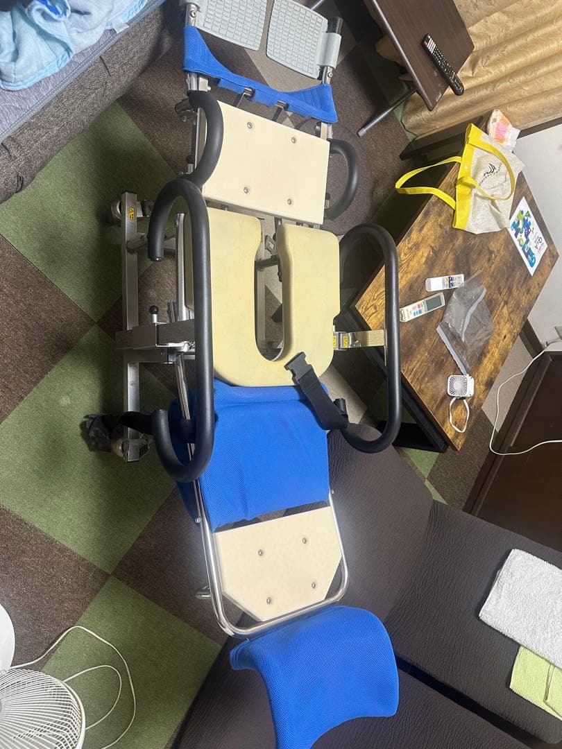 入浴用車椅子・シャワーキャリー 青