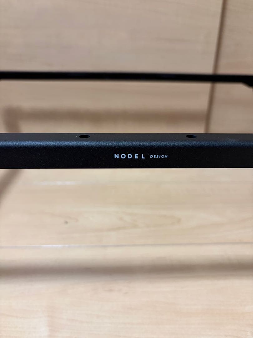 nodel design Black stand ②