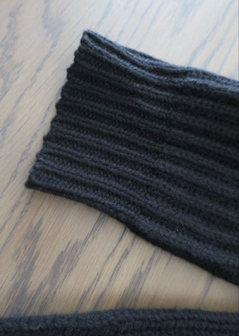 【美品】Acne Studies アクネストゥディオズ Ｖネックニット