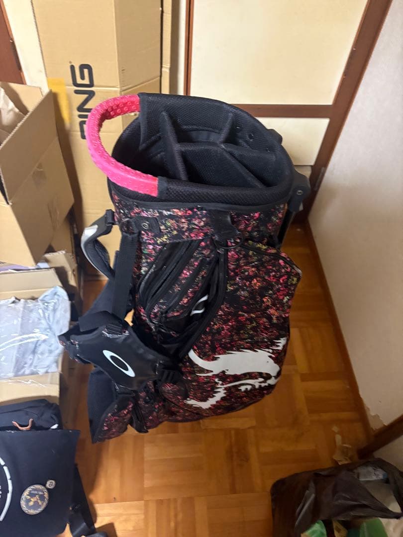 ゴルフ　オークリー　スタンド式キャディバッグ