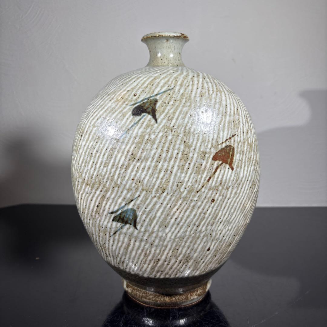 真作　人間国宝　島岡達三　地釉象嵌縄文扁壷