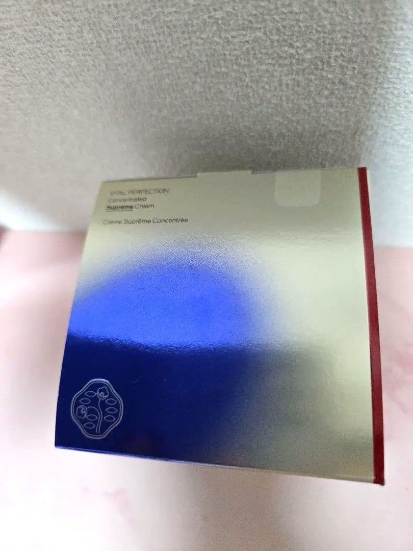 新品　バイタルパーフェクション シュプリームクリーム コンセントレート