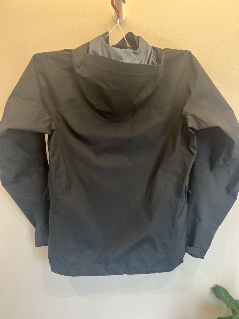 アークテリクス　ベータARジャケット M ブラック　24aw