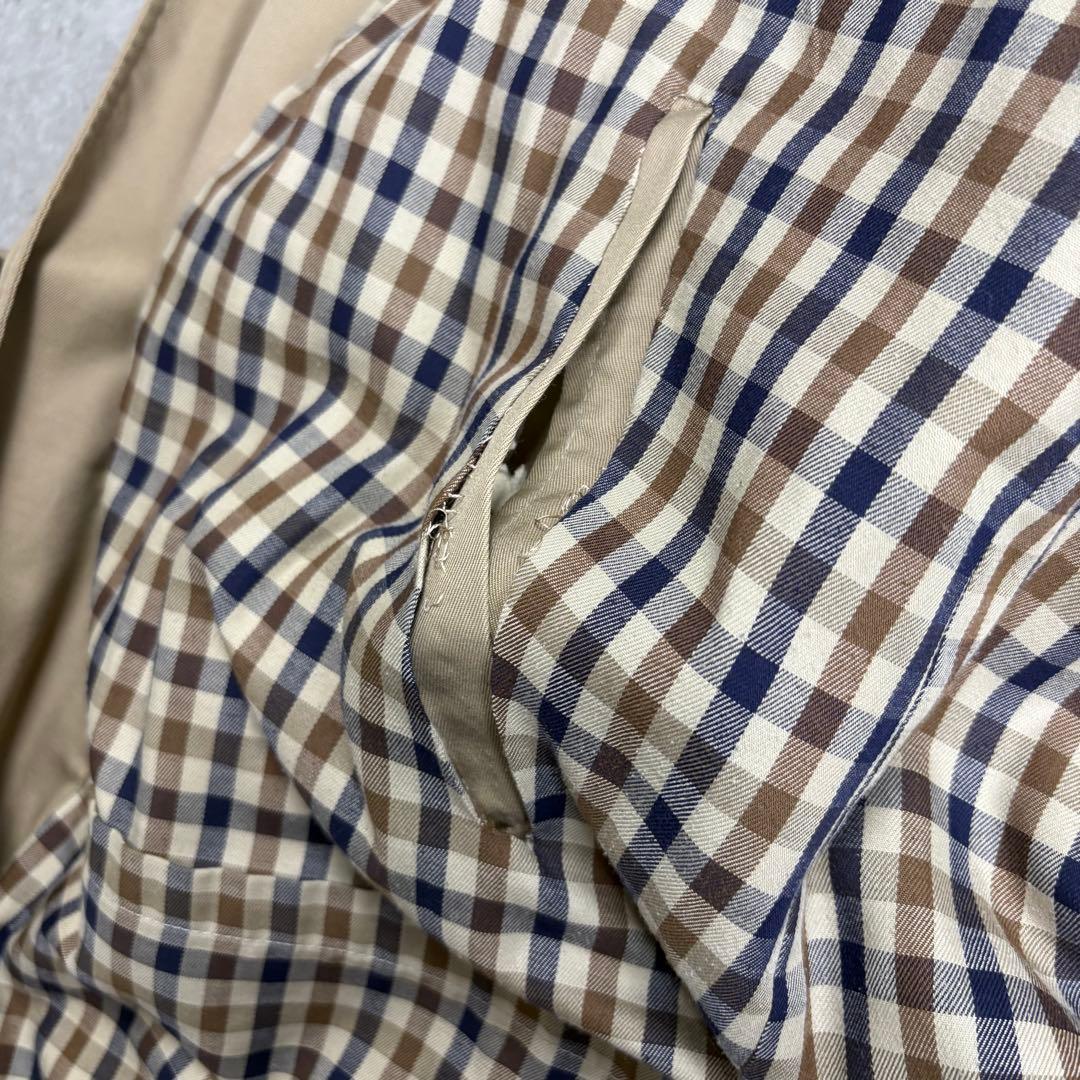 アクアスキュータム　シングル　ベルテッド　トレンチコート　ベージュ