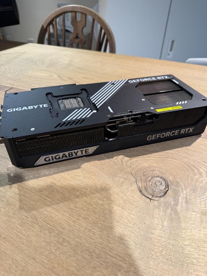 グラフィックボード・グラボ・ビデオカード NVIDIA RTX GIGABYTE 5090 WINDFORCE 32GB