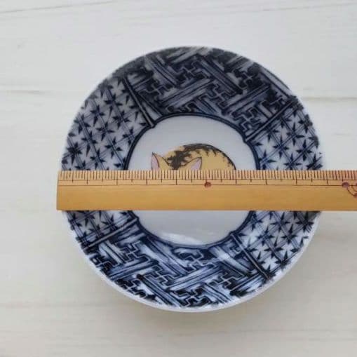 新品　九谷焼　9cm 小鉢　眠り猫　E　ねこ　ネコ　猫