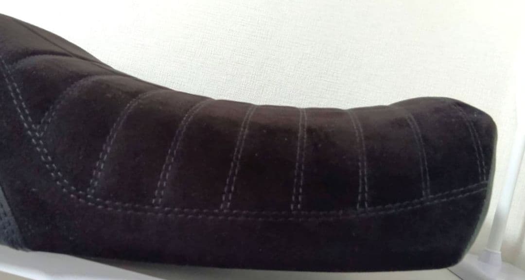 Z750GP　シート　低反発　ゲルザブ加工済　アルカンターラ　スエード　極美品