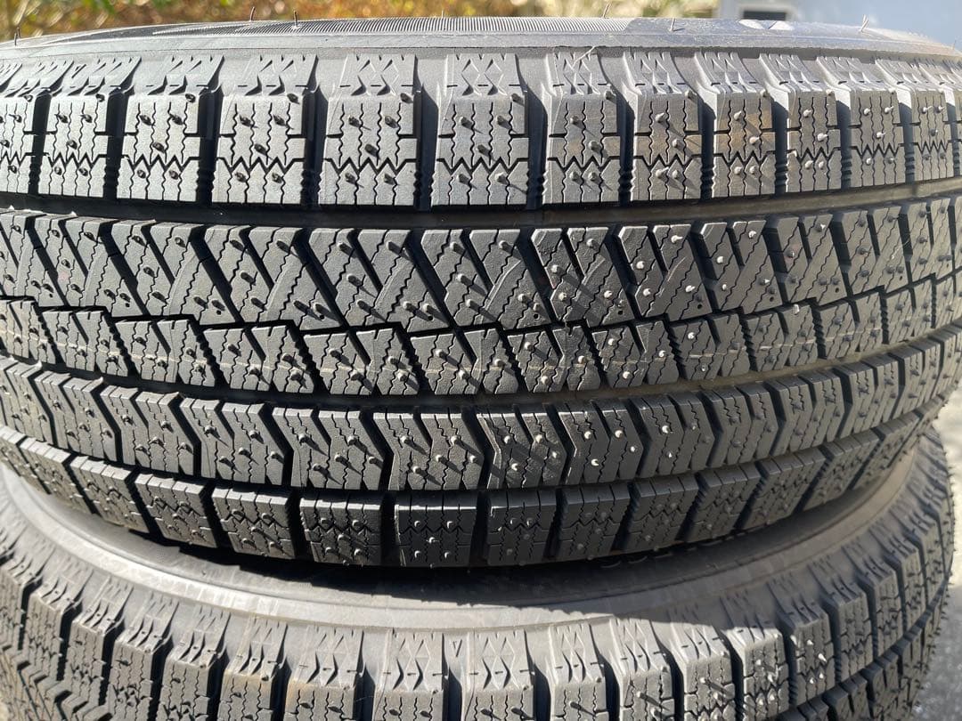 nao  スタッドレスタイヤ 15インチ 4本セット