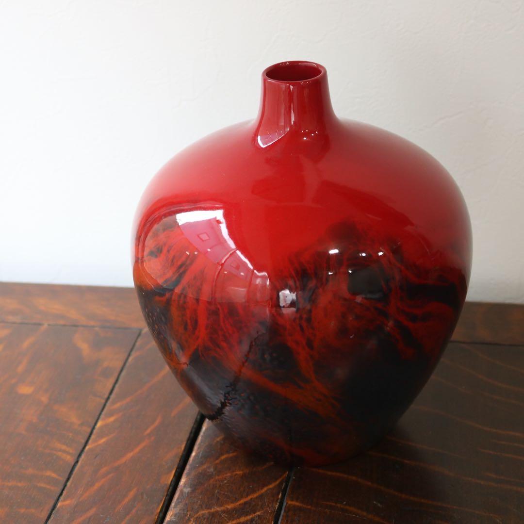 真紅の存在感たるや、英国ロイヤルドルトン ルージュフランベ　花瓶フラワーベース赤