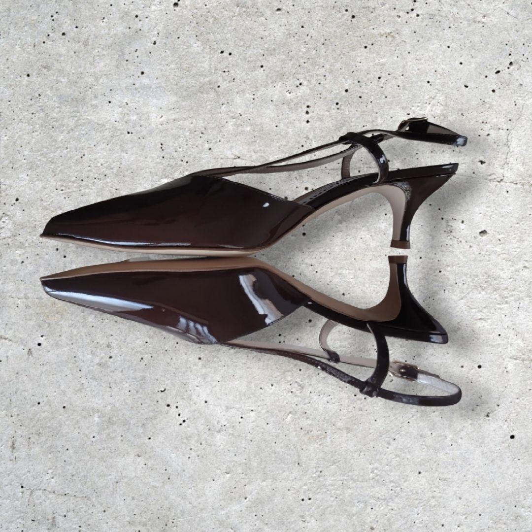 NEBULONIE ブラウン エナメル　ポインテッドトゥ シューズ 38