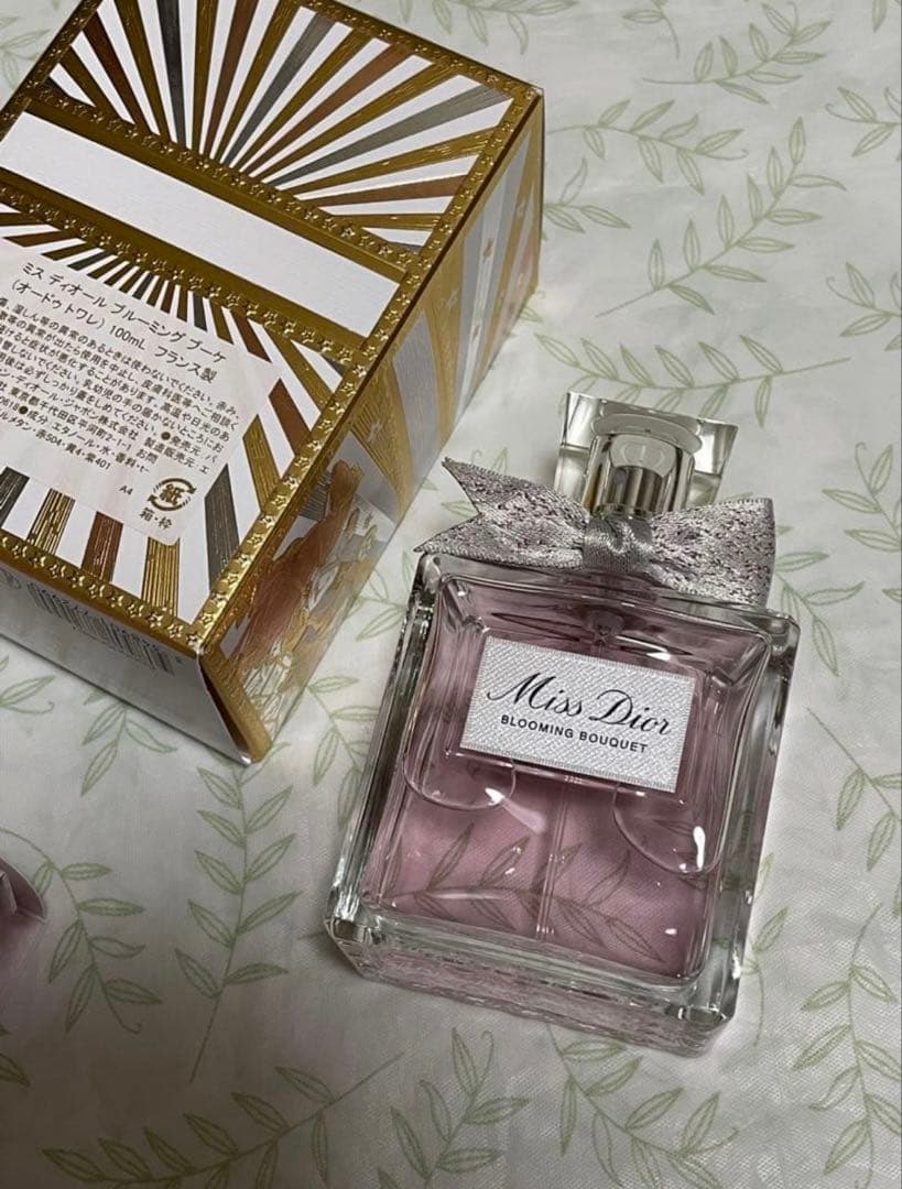 ミス ディオール ブルーミング ブーケ 100mL (オードゥ トワレ)ホリデー