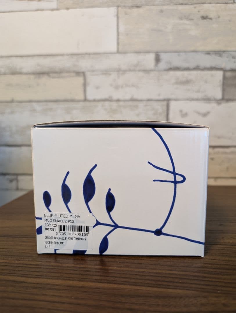 [新品] ロイヤルコペンハーゲン　ブルーフルーテッド メガ マグカップ ペア