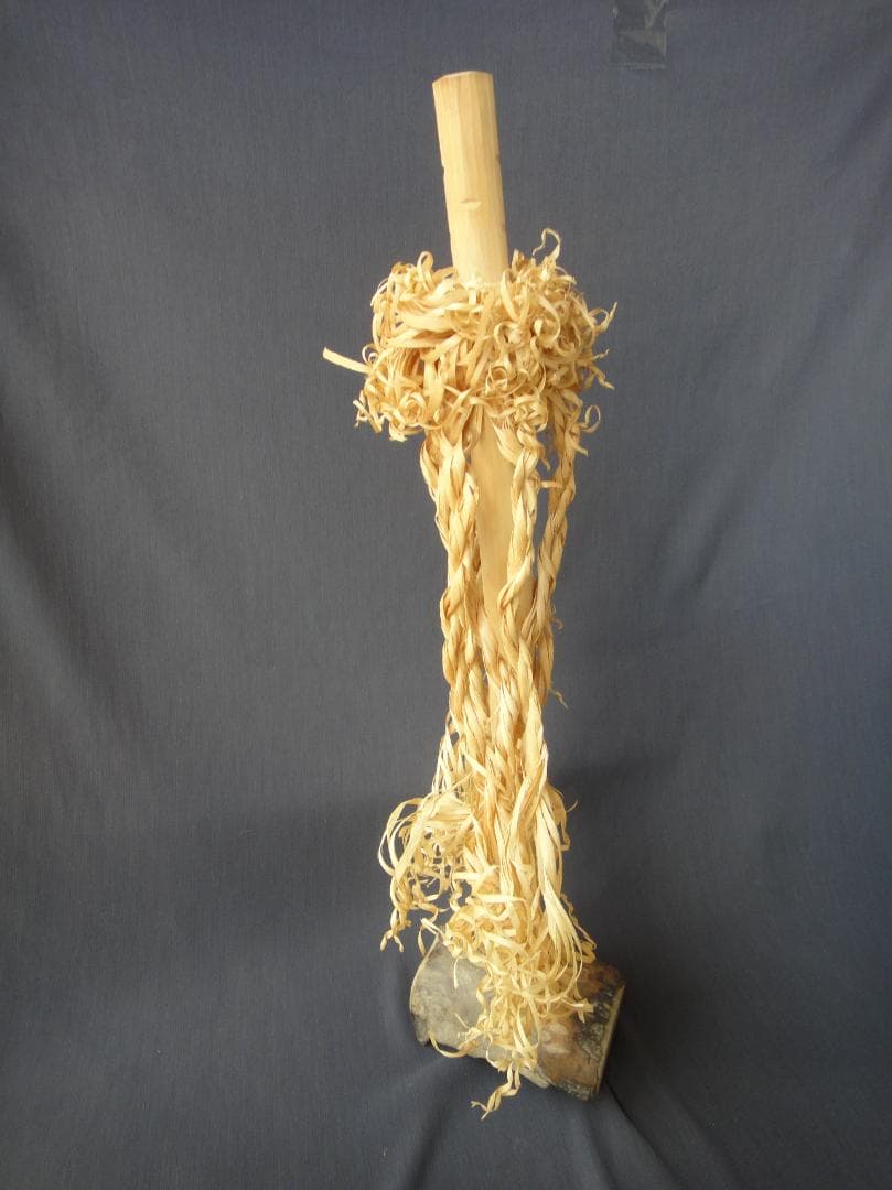 安*ム様 希少 アイヌ イナウ　60cm　台座付き アイヌ儀式