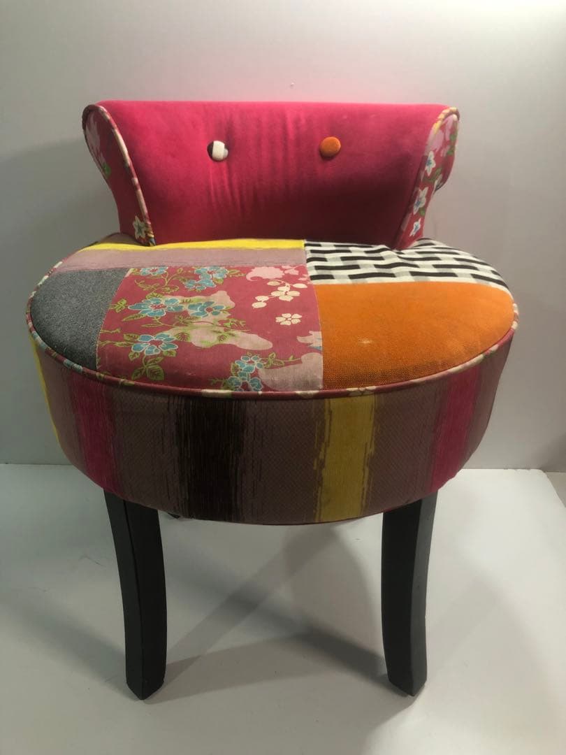 パッチワーク　カラフルチェア　スツール　ファブリック　インテリア　ピンク