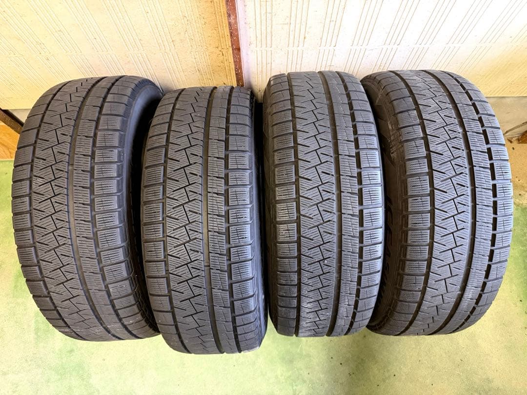 weds IRVINE 美品 225/55R17スタッドレス RFT