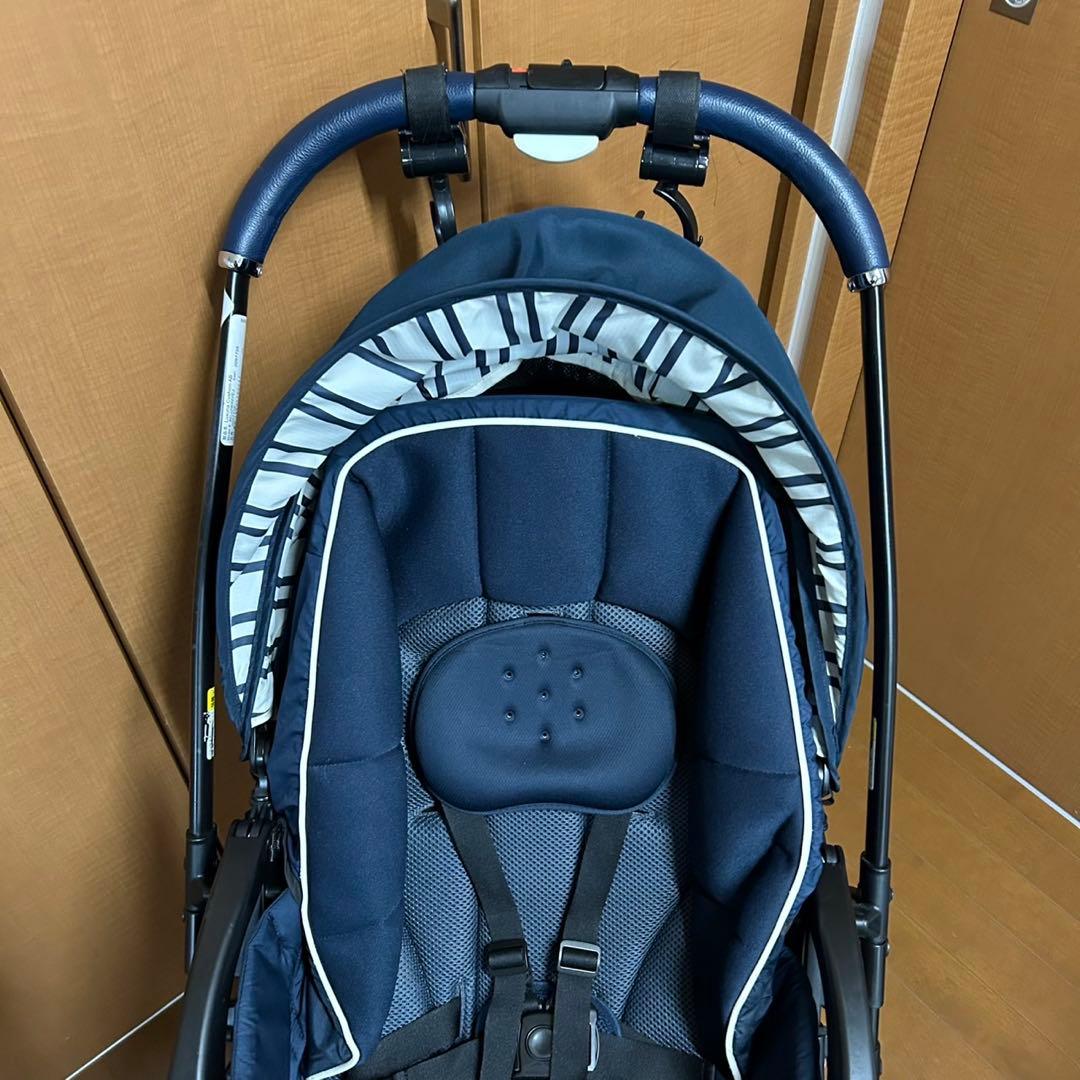 【美品 】アップリカ ベビーカー ラクーナクッションAB レザー調ハンドル