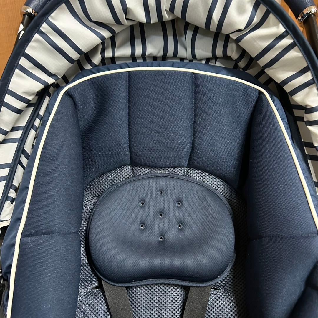 【美品 】アップリカ ベビーカー ラクーナクッションAB レザー調ハンドル