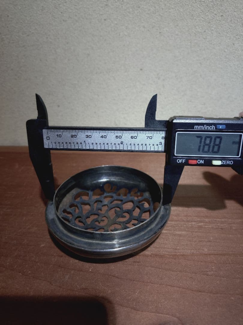 純銀 透かし彫り 唐草紋 火屋 「純銀」刻印