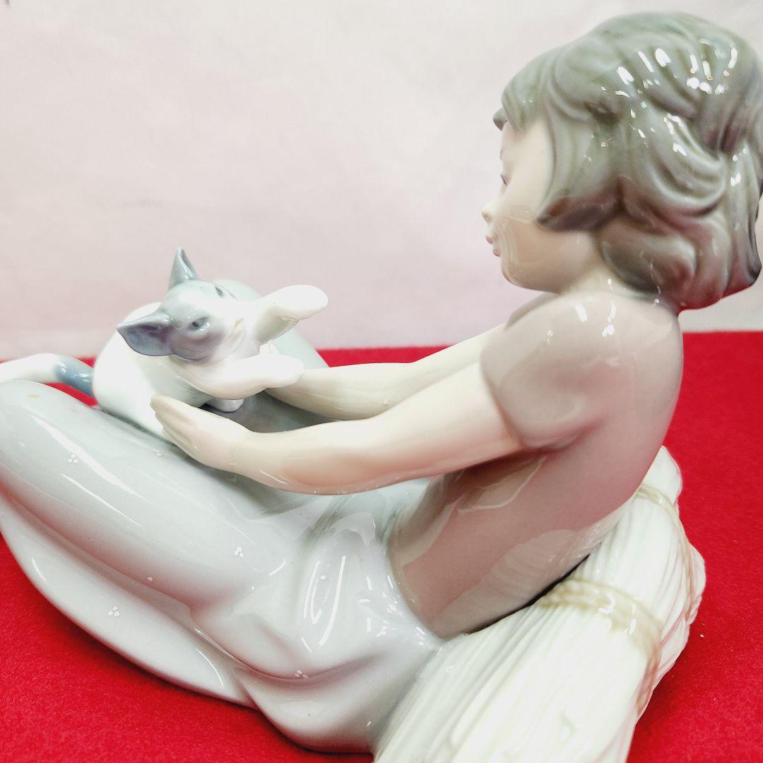 LLADRO リヤドロ　ナオ　猫　女の子　ヴィンテージ　陶器　置物　インテリア