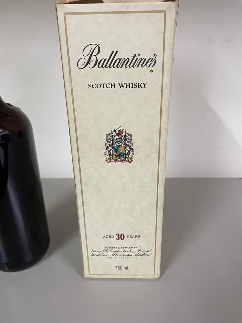❷未開封 バランタイン30年 ベリーオールド 750ml 古酒 箱付き