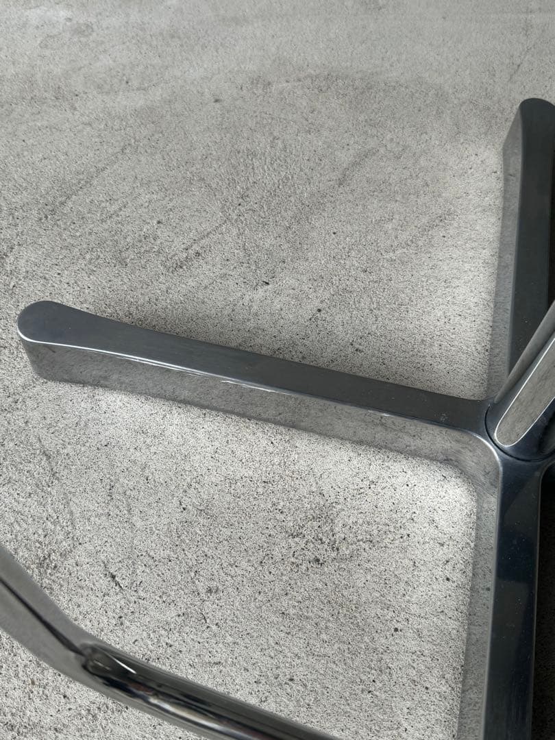 cassina ixc 「WOK 535」　本革　カウンターチェア