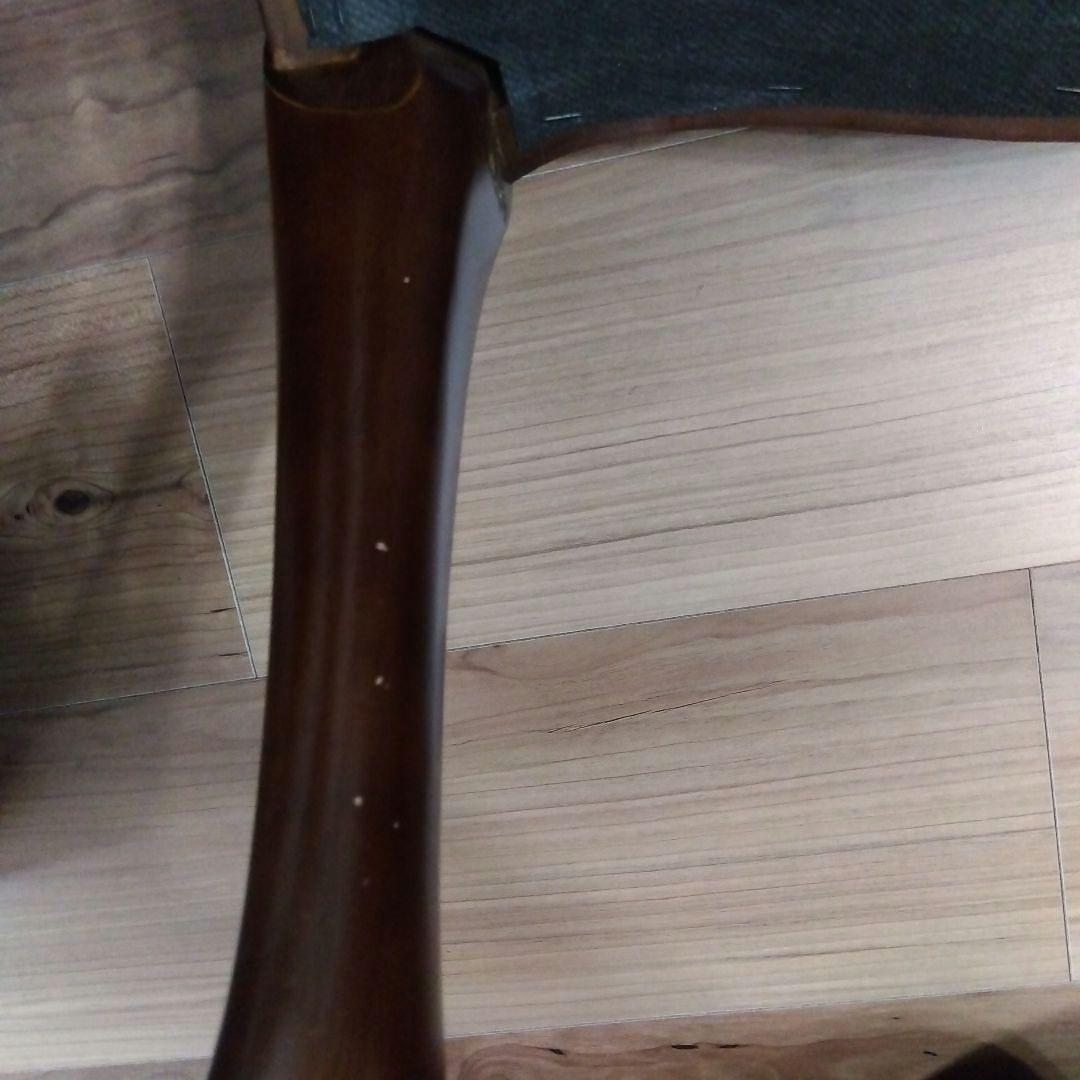 マルニベルサイユシリーズ　鋲打ちダイニングチェア