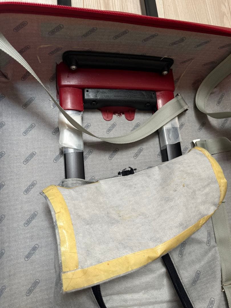 【ジャンク・破損あり】RIMOWAリモワ サルサ 35L機内持込み2輪廃盤品 赤