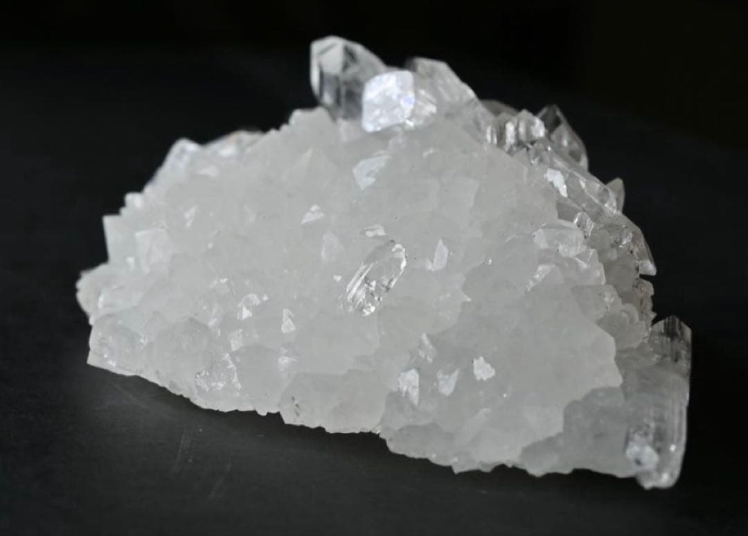 lynxさまとお取引中 高品質　アポフィライト　水晶と共生