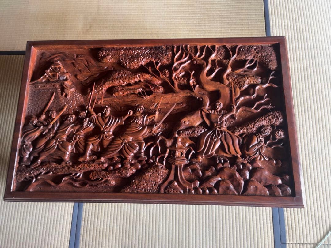 木製彫刻ガラステーブル(侍)