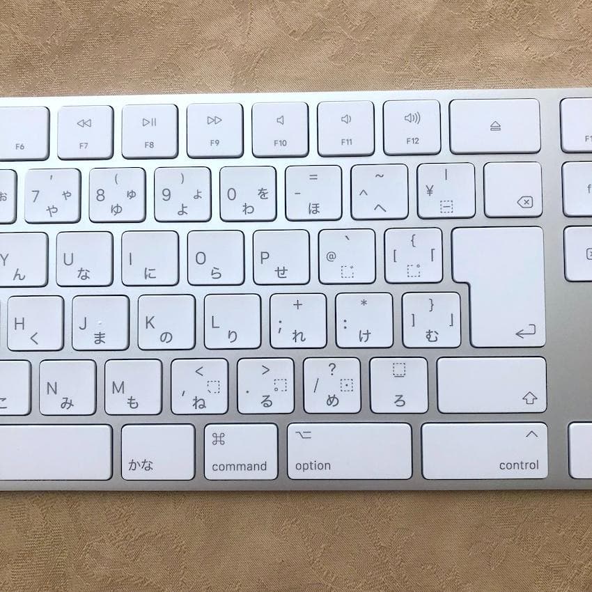 新品未使用｜アウトレット｜APPLE｜MAGIC KEYBOARD｜有線使用のみ