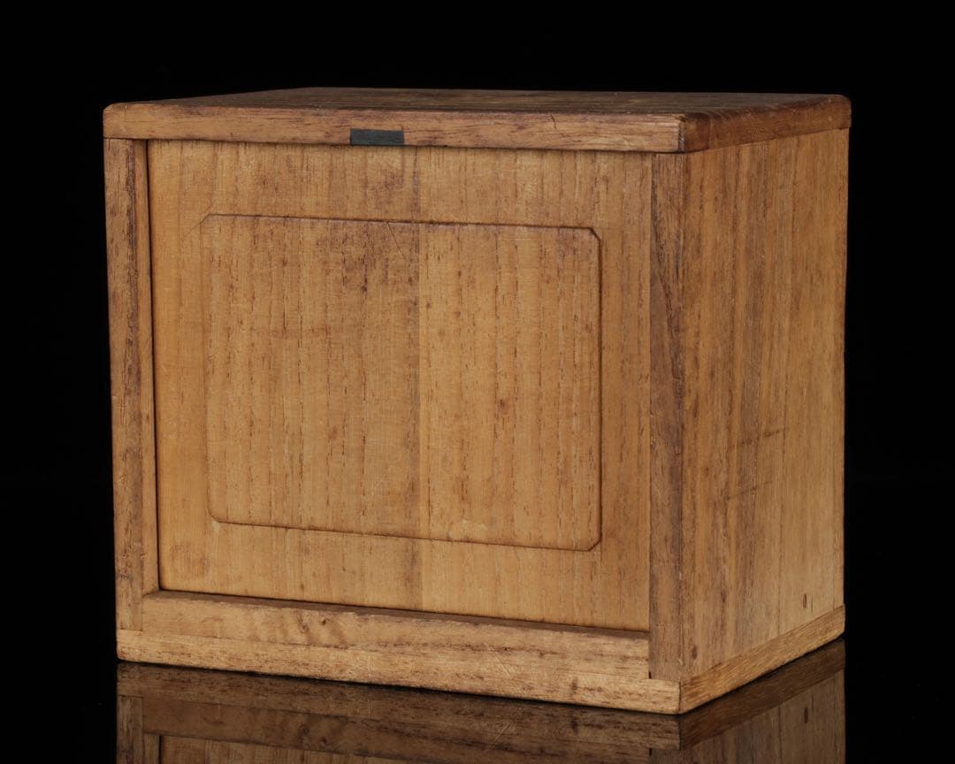 菊花石 紋石 台座 箱付 769g 鑑賞石 原石 自然石 美石 水石 盆石 飾石